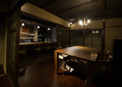 お客様と共に楽しむリノベーション　レストラン高須賀／築約１００年の町家を改装した古民家フレンチレストラン。