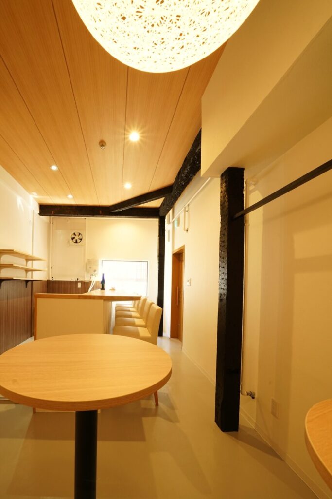 先斗町、日本酒Bar 新装工事